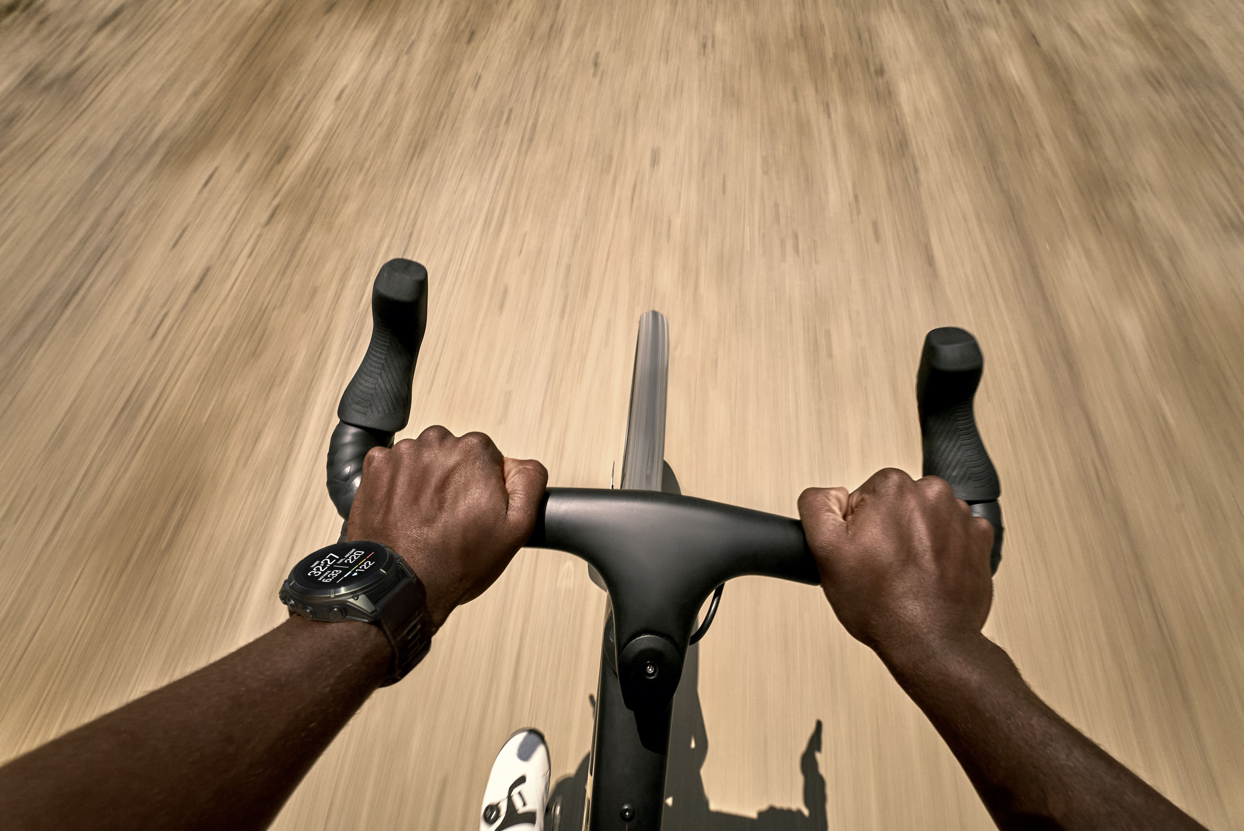 7. fēnix 8 Pro系列集結 Garmin 全方位的效能、導航、健康、運動及智慧生活於一身